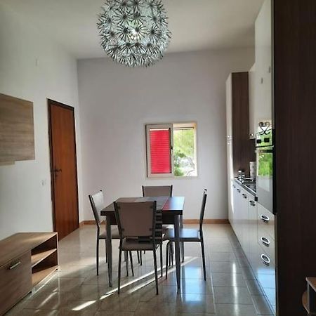 Appartamento In Villa Con Pineta Leporano Ngoại thất bức ảnh